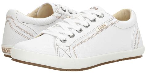 comfortable womens white sneakers